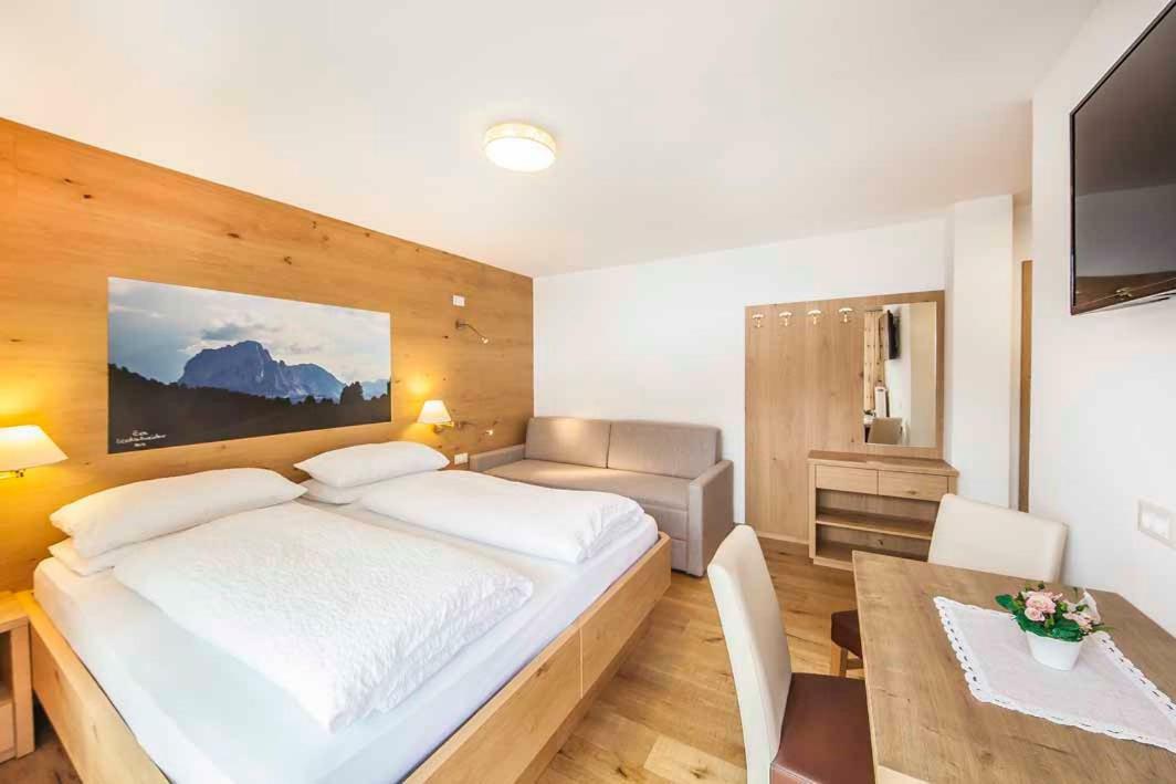 Hotel Garni Morene Σέλβα ντι Βαλ Γκαρντένα Εξωτερικό φωτογραφία